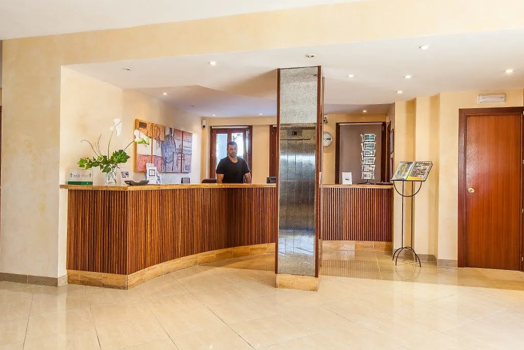 Aparthotel Bellamar Port de Pollenca